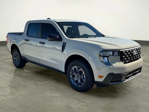 New 2025 Ford Maverick XLT w/ XLT Luxury Package AWD/4WD image 12