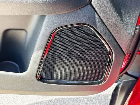 New 2026 Jeep Compass Latitude image 18