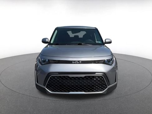 Used 2025 Kia Soul LX w/ LX Technology Package image 5