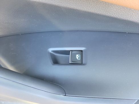 New 2026 Volkswagen Jetta SEL FWD image 9