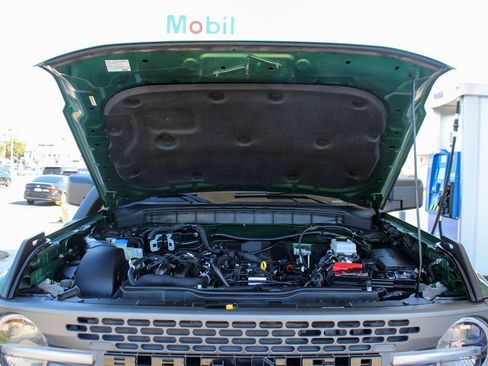 Used 2024 Ford Bronco Everglades AWD/4WD image 37
