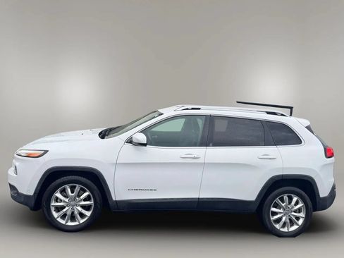Used 2014 Jeep Cherokee Limited w/ Technology Group FWD image 2