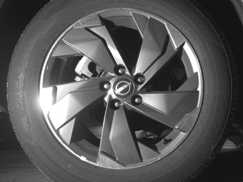 Used 2025 Nissan Rogue SV image 15