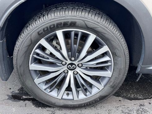 Used 2023 INFINITI QX60 Sensory w/ Cargo Package AWD/4WD image 50