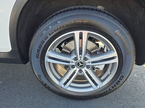 Used 2020 Mercedes-Benz GLC 300 4MATIC image 20