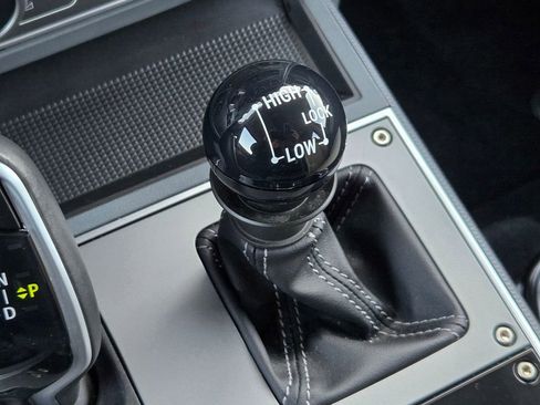 Used 2024 INEOS Grenadier Fieldmaster Edition image 22