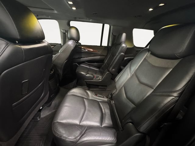 Used 2018 Cadillac Escalade ESV Luxury AWD/4WD image 24