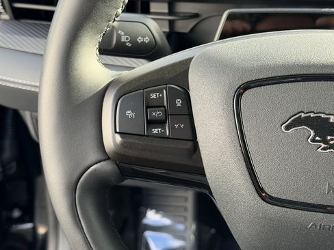 Used 2023 Ford Mustang Mach-E Premium image 18