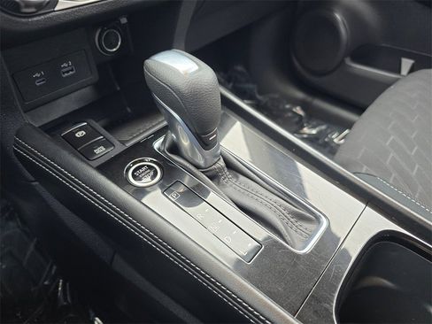 Used 2024 Nissan Kicks SV image 30