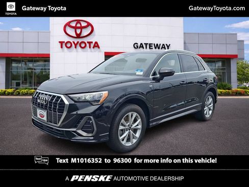 Used 2021 Audi Q3 2.0T Premium AWD/4WD image 1