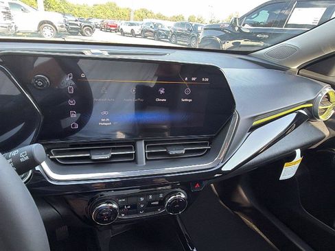 New 2026 Chevrolet Trax ACTIV w/ Driver Confidence Package FWD image 24