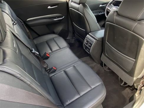 Used 2024 Cadillac XT4 Premium Luxury image 23