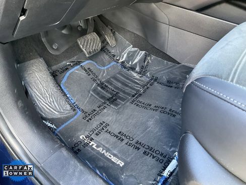 Used 2023 Mitsubishi Outlander SE image 20