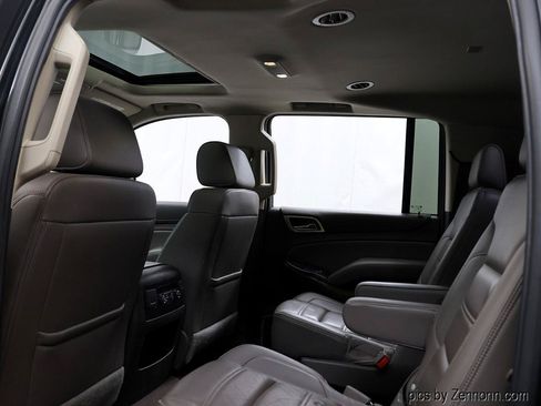 Used 2019 GMC Yukon XL Denali AWD/4WD image 14