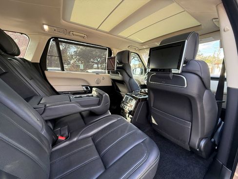 Used 2016 Land Rover Range Rover Long Wheelbase Autobiography image 30