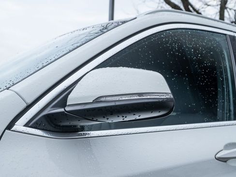 Used 2019 BMW X1 xDrive28i image 11