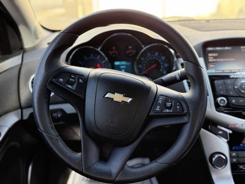 Used 2016 Chevrolet Cruze LT w/ RS Package FWD image 13
