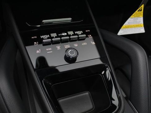 New 2026 Porsche Cayenne image 16