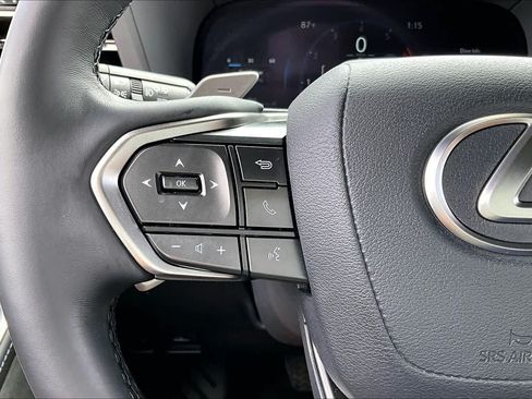Used 2024 Lexus GX 550 w/ Accessory Package (2T) AWD/4WD image 24