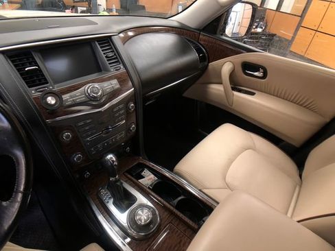Used 2019 Nissan Armada Platinum w/ Captain's Chairs Package image 19