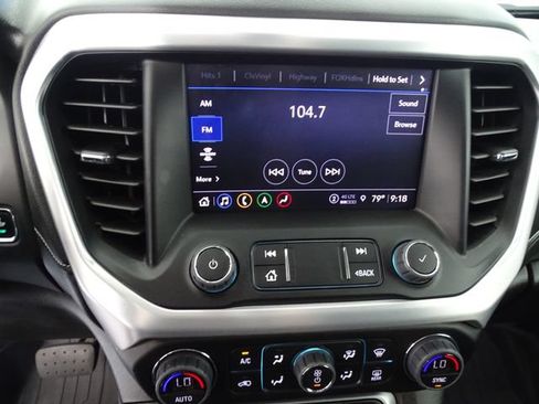 Used 2023 GMC Acadia SLT w/ Preferred Package AWD/4WD image 14