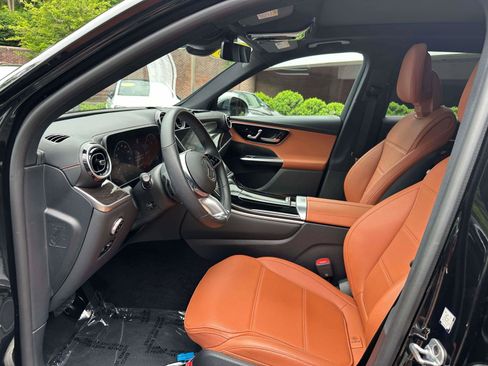 Certified 2023 Mercedes-Benz GLC 300 4MATIC image 17