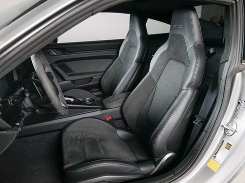 Certified 2025 Porsche 911 Carrera 4 GTS AWD/4WD image 5