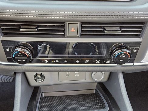 New 2026 Nissan Rogue SV image 18