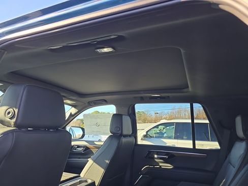 New 2026 Chevrolet Tahoe High Country w/ Sun And Tow Package image 13