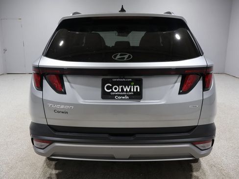 Used 2025 Hyundai Tucson SEL image 3