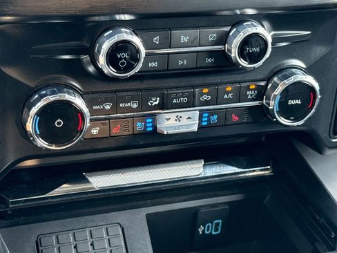 Certified 2024 Ford F350 Lariat image 23