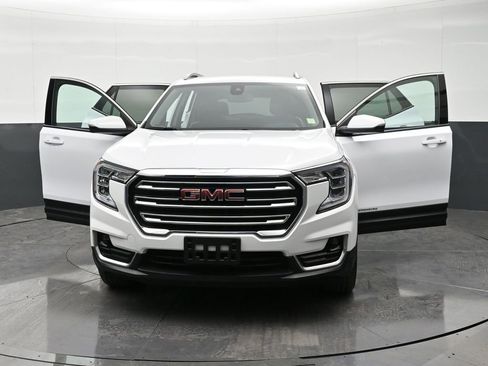 Certified 2022 GMC Terrain SLT image 36