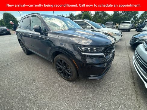 Used 2023 Kia Sorento SX AWD/4WD image 15