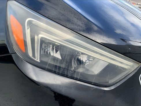 Used 2018 Buick Encore Preferred FWD image 31