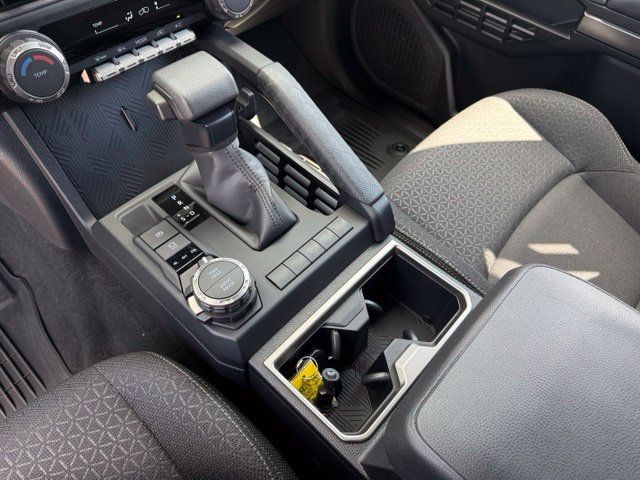 Used 2025 Toyota 4Runner SR5 AWD/4WD image 24