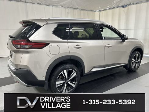 Used 2023 Nissan Rogue Platinum AWD/4WD image 2
