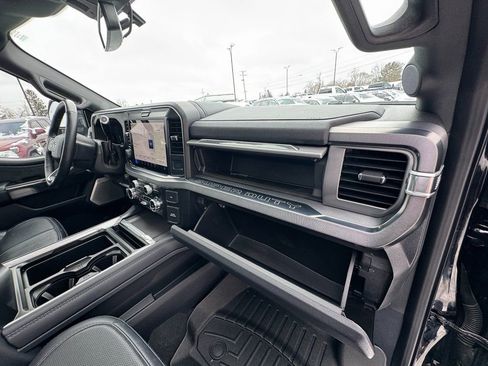 Used 2025 Ford F250 Platinum image 53