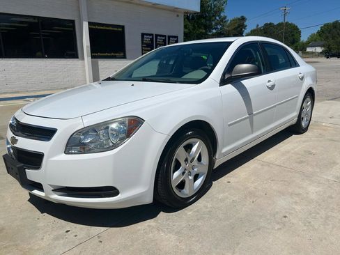 Used 2012 Chevrolet Malibu LS w/ LS Uplevel Package image 3