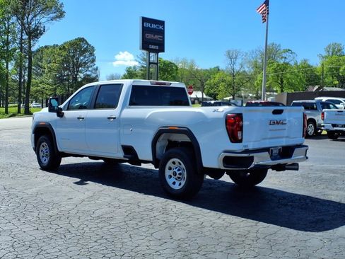 Used 2023 GMC Sierra 3500 Pro w/ Convenience Package image 2