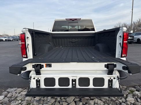 Used 2024 Chevrolet Silverado 2500 LTZ w/ LTZ Plus Package image 20