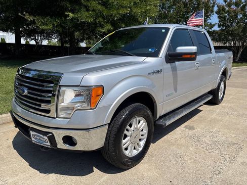 Used 2013 Ford F150 Lariat w/ Mid Equipment Group AWD/4WD image 4
