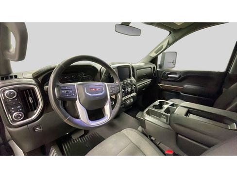 Used 2021 GMC Sierra 2500 SLE w/ SLE Value Package; image 11