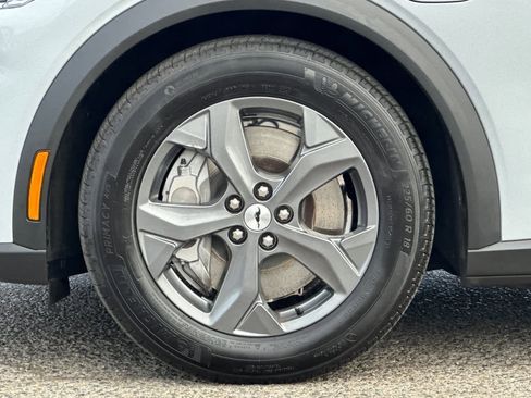 Certified 2022 Ford Mustang Mach-E Select image 28