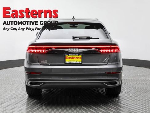 Used 2022 Audi Q8 Prestige w/ Prestige Package image 10