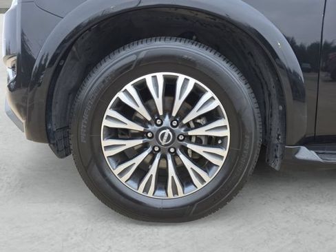 Used 2021 Nissan Armada SL w/ Captain's Chairs Package AWD/4WD image 23