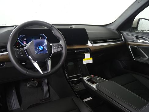 New 2026 BMW X1 xDrive28i w/ Technology Package image 18