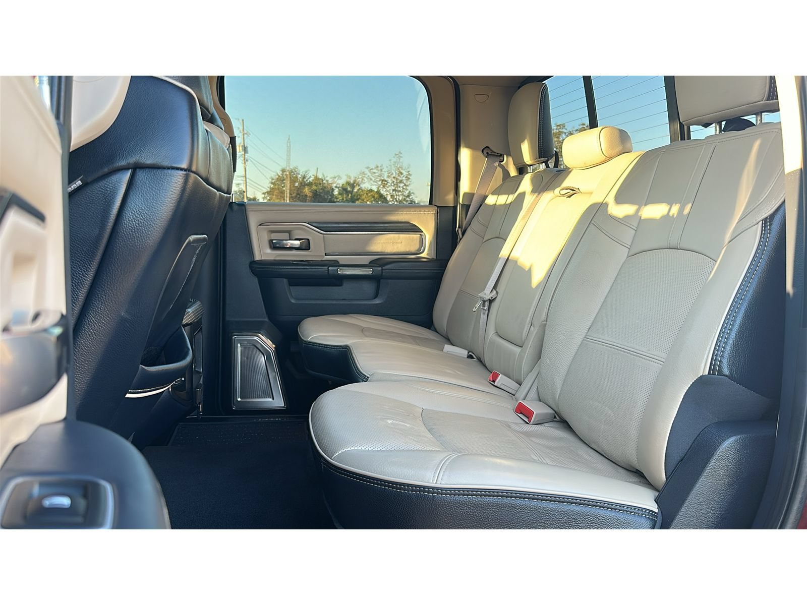 Used 2021 RAM 2500 Limited AWD/4WD image 17