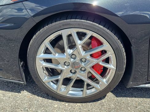 Used 2019 Chevrolet Corvette Stingray Convertible Z51 2LT RWD image 8
