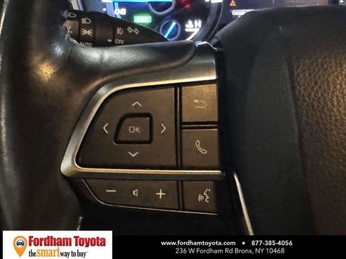 Used 2021 Toyota Highlander Limited AWD/4WD image 22