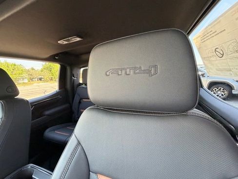 New 2026 GMC Sierra 1500 AT4 w/ AT4 Premium Package AWD/4WD image 16